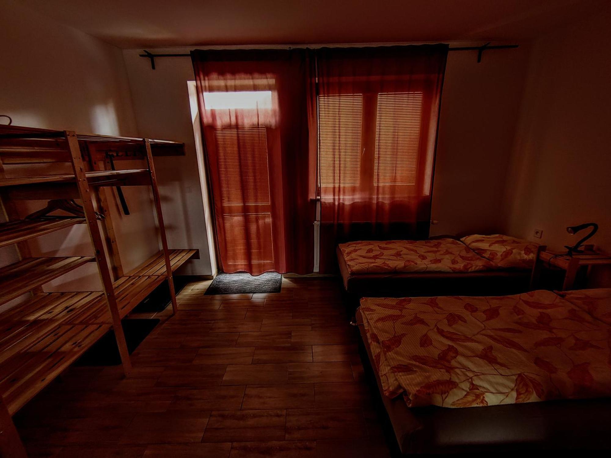 Apartmany Centrum Pavčina Lehota Стая снимка