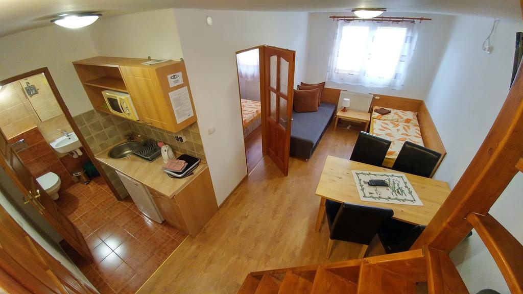 Apartmany Centrum Pavčina Lehota Екстериор снимка