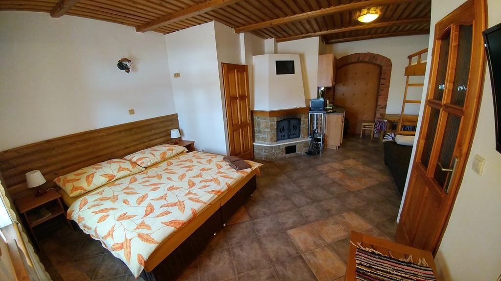Apartmany Centrum Pavčina Lehota Екстериор снимка