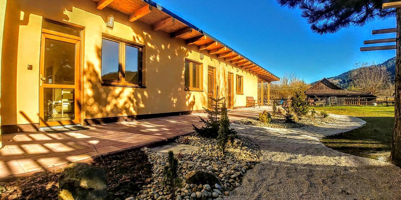 Apartmany Centrum Pavčina Lehota Екстериор снимка