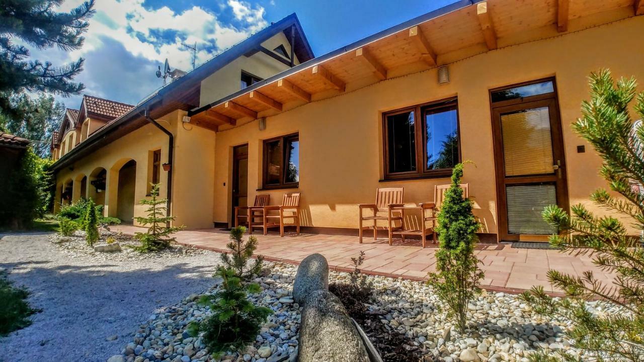 Apartmany Centrum Pavčina Lehota Екстериор снимка