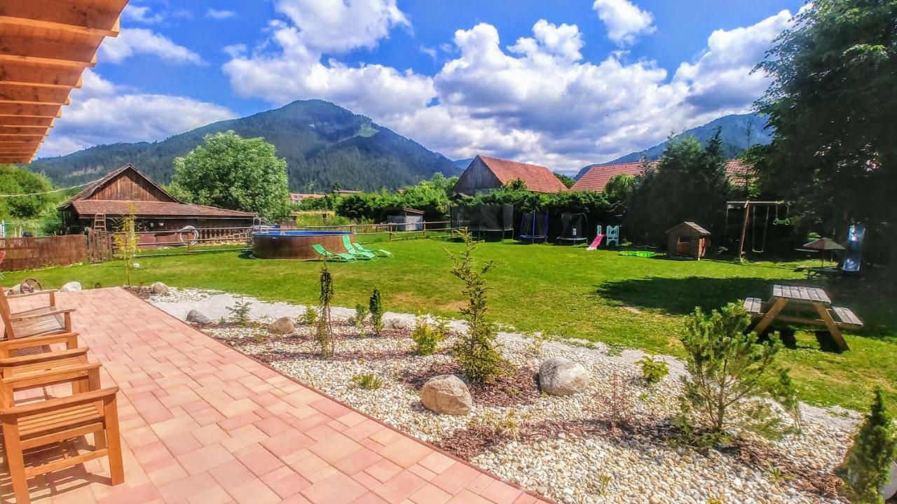 Apartmany Centrum Pavčina Lehota Екстериор снимка